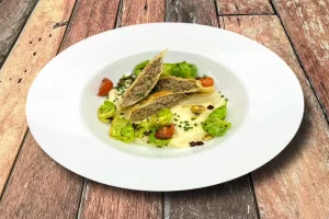 Badische Maultaschen handgemacht mit Schwarzwurzel und Rosenkohl. Eine regionale Spezialität.